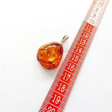 Borostyán medál ezüst szerelékkel 2