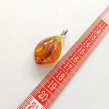 Borostyán medál ezüst szerelékkel 4