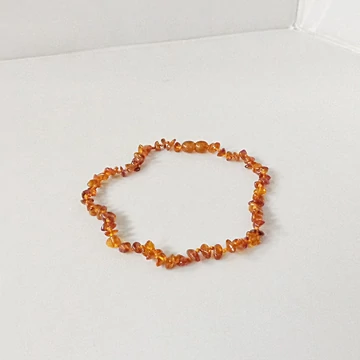 Borostyán gyermek lánc 31 cm