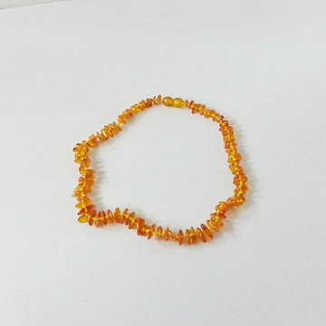 Borostyán gyermek lánc 32 cm 7350