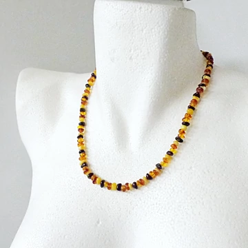 Borostyán vegyes színű nugget lánc 50 cm