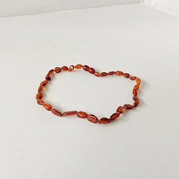 Borostyán gyermek nugget lánc 31 cm