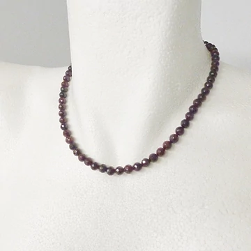 Gránát fazettált lánc 6 mm 42 cm