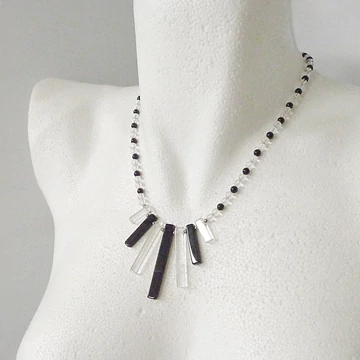 Egyedi pálcás lánc - hegyikristály, ónix