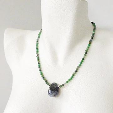 Variscit - mohaachát lánc 