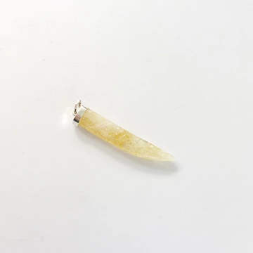 Citrin ezüst medál agyar forma Citrin ezüst medál agyar forma