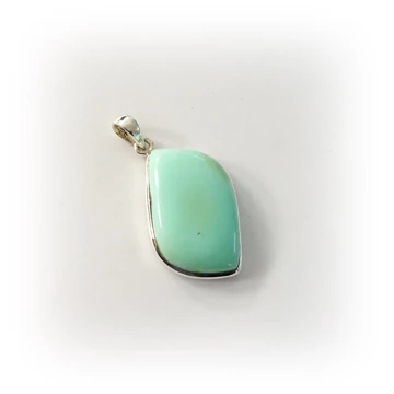 Krizopráz egyedi medál ezüst foglalatban