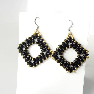 Inez fülbevaló fekete