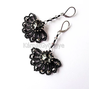 Legyező fülbevaló fekete