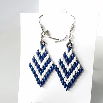 Rombusz fülbevaló fehér-kék