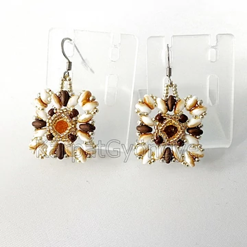 Swarovski chatonos fülbevaló drapp - barna