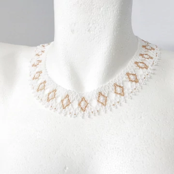 Azsúros tászli fehér-rosegold