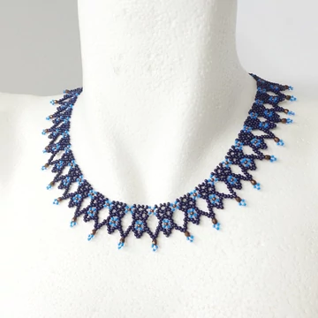 Kisbékás -  népi gallér