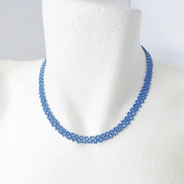 Íves gyöngyszalag acélkék