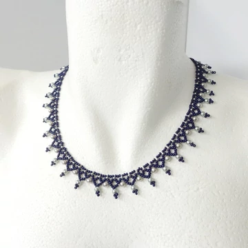 Miranda nyaklánc sötétkék - ezüstös