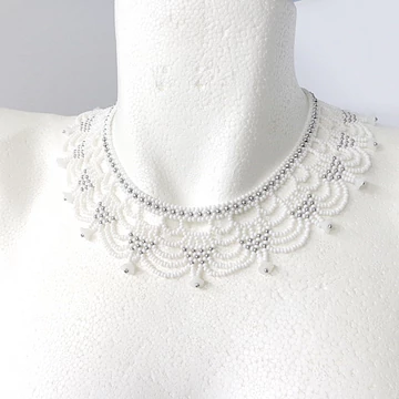 Saraguro hojas fehér - ezüst lánc