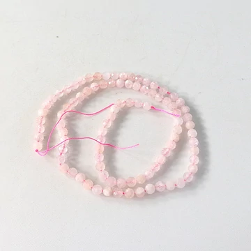 Morganit fazettált szál 4 mm