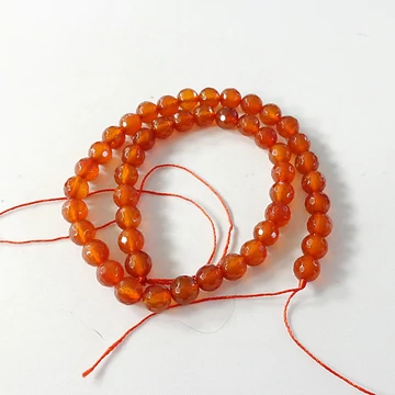 Karneol fazettált szál 8 mm