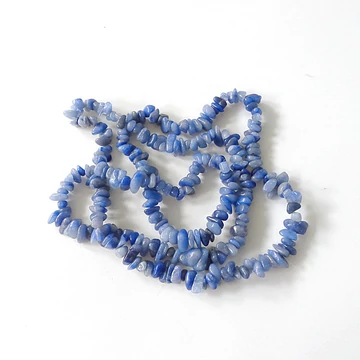 Kékkvarc szemcsés szál