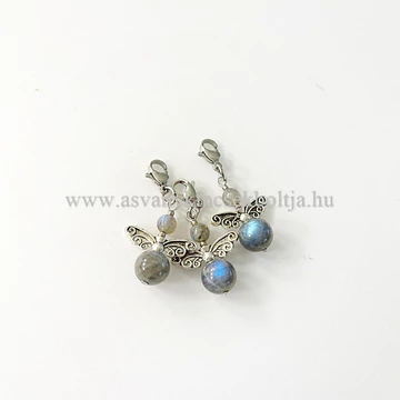 Labradorit tündérmedál kapoccsal Labradorit tündérmedál kapoccsal