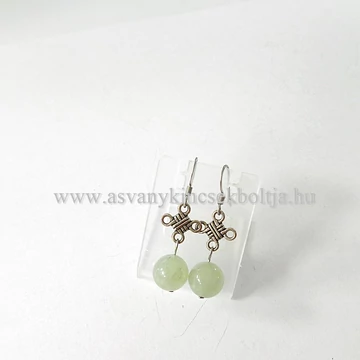 Jáde 1 golyós kiscsomós fülbevaló Jáde 1 golyós kiscsomós fülbevaló