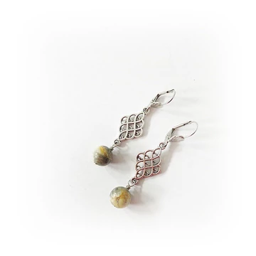 Merlinit méhsejtes fülbevaló