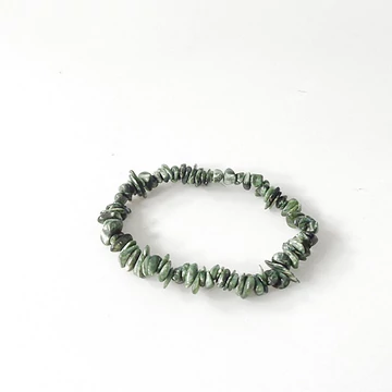 Szerafinit szemcsés karkötő Szerafinit szemcsés karkötő