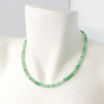 Krizopráz fazettált kocka lánc 6 mm 43 cm