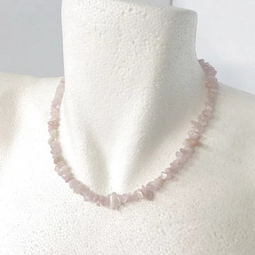 Kunzit szemcsés lánc 42 cm Kunzit szemcsés lánc 42 cm