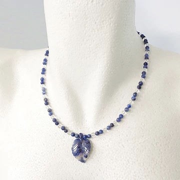 Szodalit - hegyikristály lánc 4 mm 45 cm