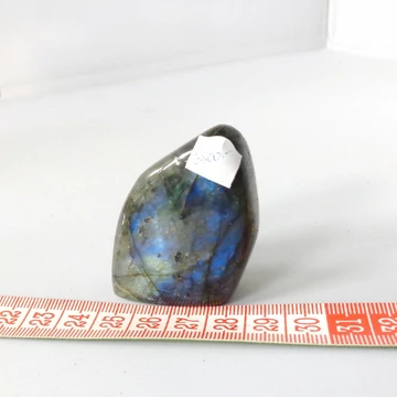 Labradorit egyedi talpas kő 6800