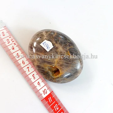 Fekete holdkő egyedi marokkő 10940