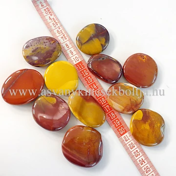 Mokait jáspis kozepes lapos marokkő Mokait jáspis kozepes lapos marokkő