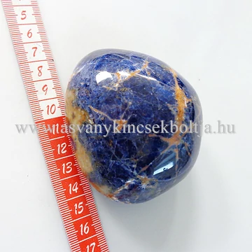 Szodalit egyedi marokkő 12200