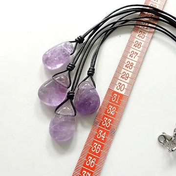 Ametiszt fúrt medál 45 cm erős hengerbőrön