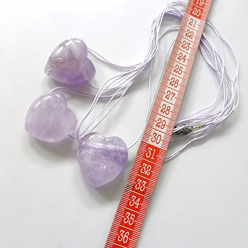 Ametiszt szíves medál 60 cm viaszolt pamut szálon