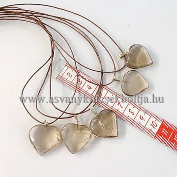 Füstkvarc szíves medál 50 cm pamut viaszolt szálon Füstkvarc szíves medál 50 cm pamut viaszolt szálon