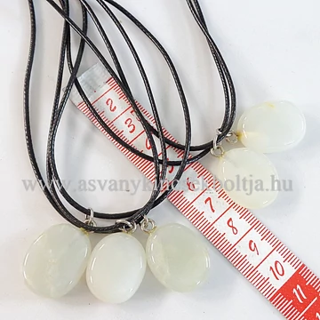 Holdkő csapos medál 45 cm viaszolt szálon