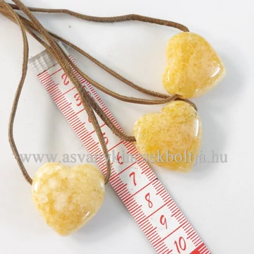 Kalcit szíves medál 45 cm viaszolt szálon
