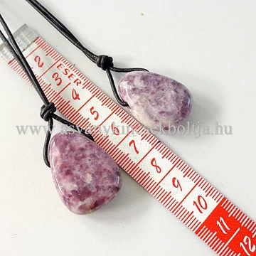 Lepidolit fúrt medál 50 cm erős hengerbőrön