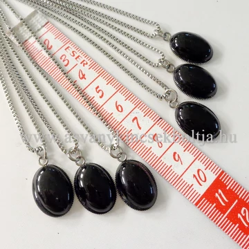 Ónix kaboson medál 50 cm nemesacél láncon Ónix kaboson medál 50 cm nemesacél láncon