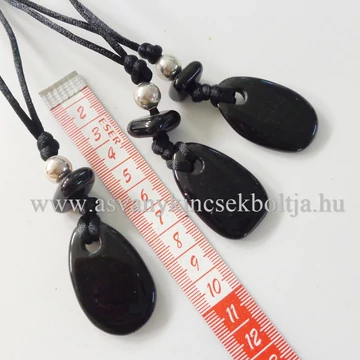 Ónix nagy medál belebújós Ónix nagy medál belebújós