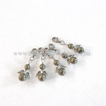 Pirit angyalka medál kapoccsal Pirit angyalka medál kapoccsal