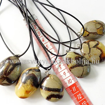 Szeptária nagy medál 50 cm erős hengerbőrön