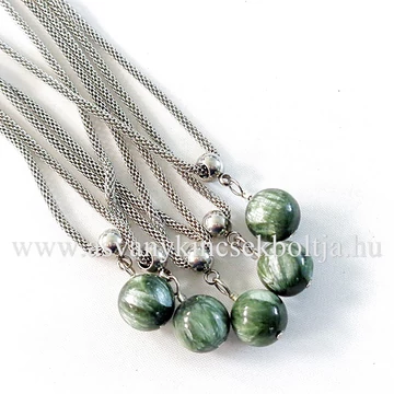 Szerafinit 10 mm medál 50 cm nemesacél láncon Szerafinit 10 mm medál 50 cm nemesacél láncon