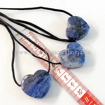 Szodalit szíves medál 45 cm bőrszálon Szodalit szíves medál 45 cm bőrszálon