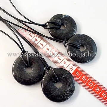 Fekete turmalin 4 cm donut medál 60 cm erős hengerbőrön