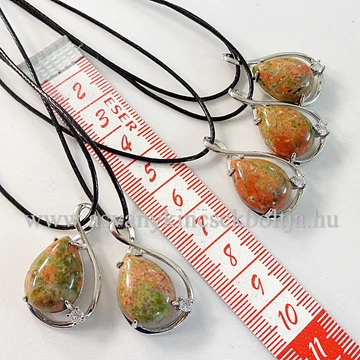 Unakit csepp medál foglalatban 45 cm viaszolt szálon Unakit csepp medál foglalatban 45 cm viaszolt szálon