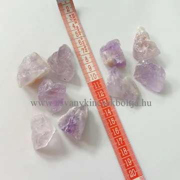 Ametiszt kicsi nyers kövek Ametiszt kicsi nyers kövek