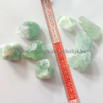 Fluorit nyers kövek zöld Fluorit nyers kövek zöld